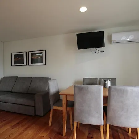 Guest Nataria Flats With Parking Apartment Porto