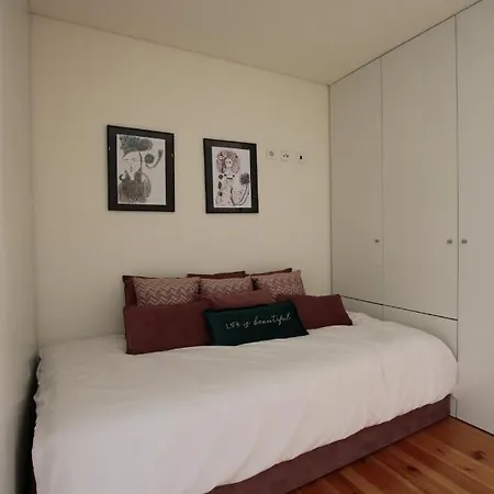 Guest Nataria Flats With Parking Porto