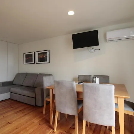 Guest Nataria Flats With Parking