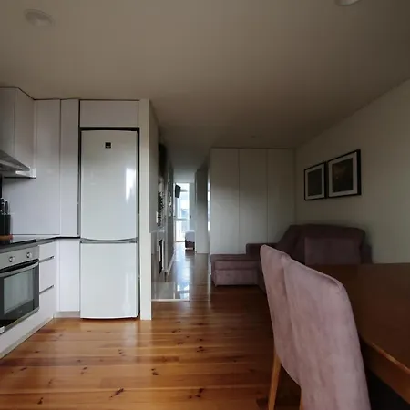 Guest Nataria Flats With Parking