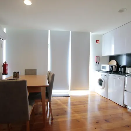 Guest Nataria Flats With Parking